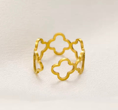 Clover Ring Vergoldet, Wasserfest & Verstellbar - Clasthetic
